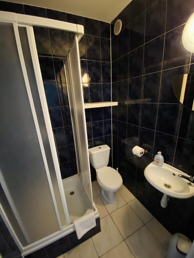 Dom Goscinny Batawia Łazy Kültér fotó